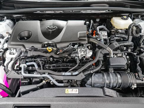 Used 2026 Toyota Camry SE image 30