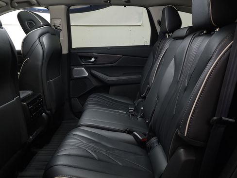 Certified 2026 Acura MDX SH-AWD w/ Advance Package image 18
