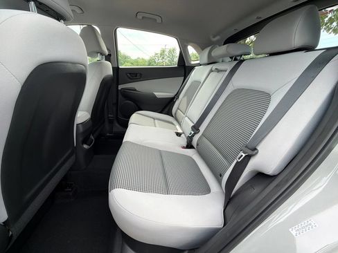 Certified 2023 Hyundai Kona SE AWD/4WD image 14
