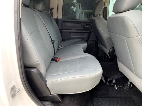 Used 2015 RAM 2500 Tradesman w/ Chrome Appearance Group AWD/4WD image 34