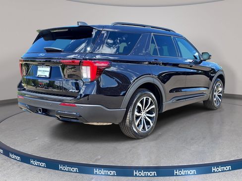 Used 2025 Ford Explorer ST-Line AWD/4WD image 6