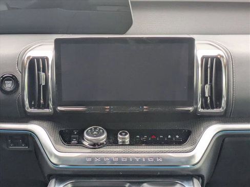 New 2025 Ford Expedition Max Platinum w/ Stealth Performance Package image 12