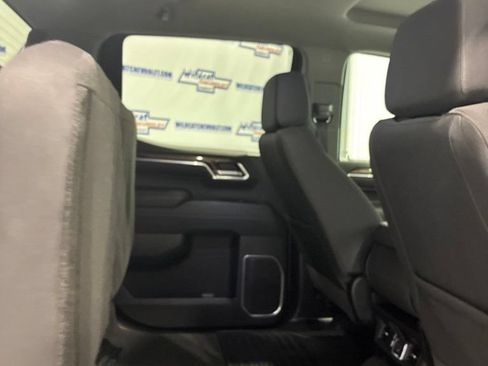 Used 2026 Chevrolet Silverado 1500 LT AWD/4WD image 40
