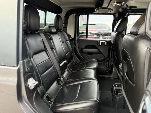 Used 2021 Jeep Gladiator Overland w/ Popular Equipment Package image 24