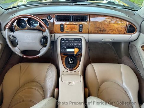 Used 2001 Jaguar XKR Convertible RWD image 50