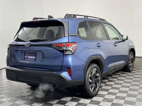 Certified 2025 Subaru Forester Limited image 10