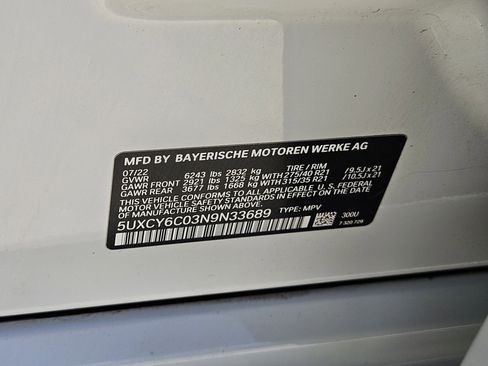 Used 2022 BMW X6 xDrive40i w/ M Sport Package image 39