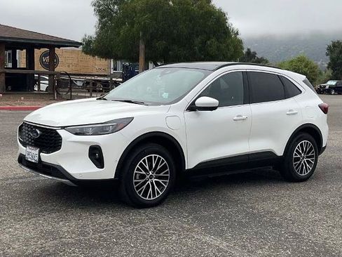 Certified 2024 Ford Escape SE w/ PHEV Premium Package FWD image 2