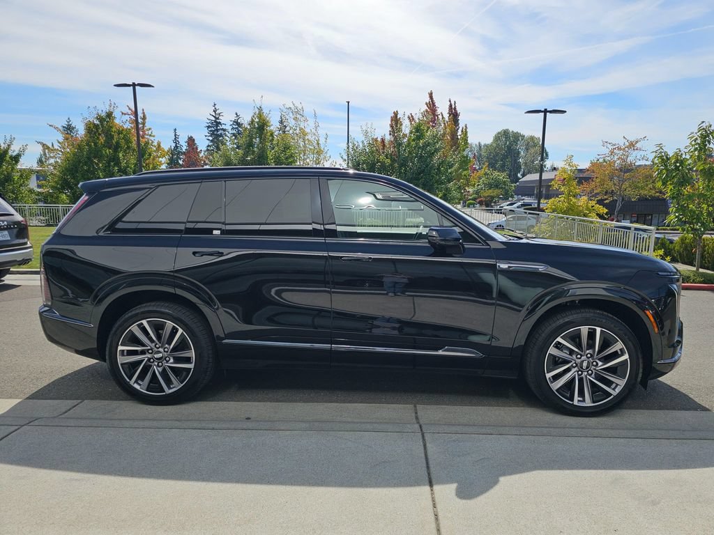 New 2027 Cadillac Vistiq Luxury AWD/4WD image 8