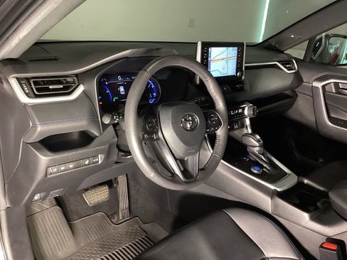 Used 2021 Toyota RAV4 XSE AWD/4WD image 9