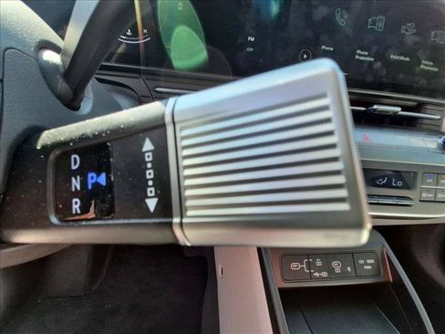 Used 2026 Hyundai Kona SEL Premium FWD image 12