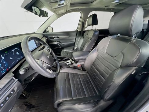 Certified 2024 Kia Telluride SX Prestige image 12