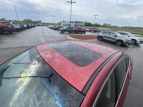 Used 2022 Subaru Legacy Touring XT image 3