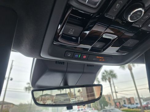 New 2026 Cadillac Escalade Platinum Luxury w/ LPO, Radiant Package image 14