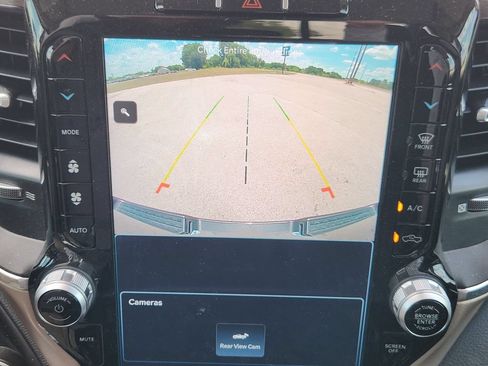 Used 2022 RAM 1500 Laramie w/ Laramie Southwest Edition RWD image 17