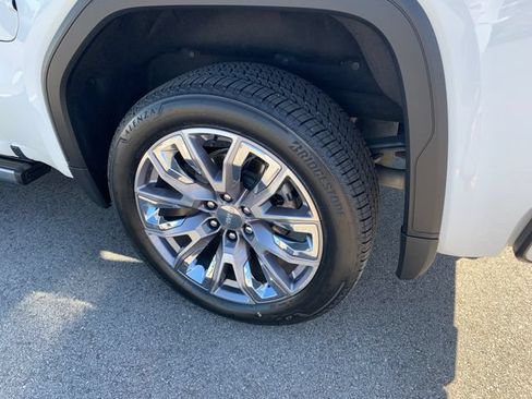 Used 2023 GMC Sierra 1500 Denali w/ Denali Reserve Package AWD/4WD image 9