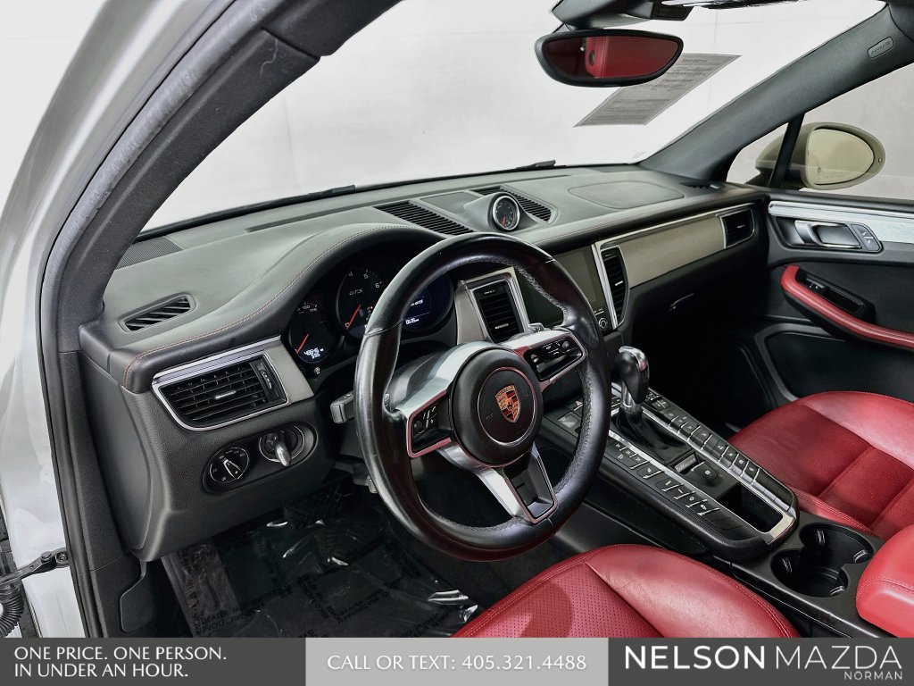 Used 2018 Porsche Macan GTS AWD/4WD image 10