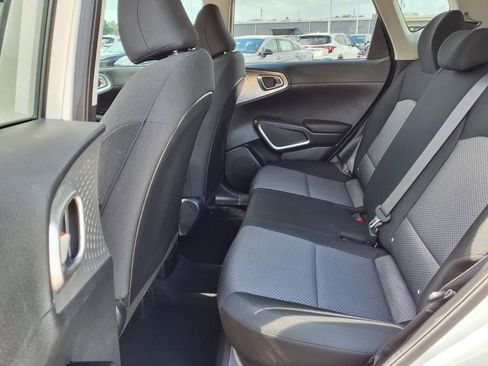 Used 2025 Kia Soul S FWD image 11