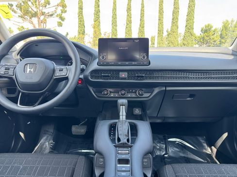 Used 2025 Honda HR-V LX image 15