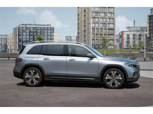 New 2025 Mercedes-Benz EQB 250+ image 15