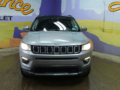 Used 2020 Jeep Compass Limited image 3