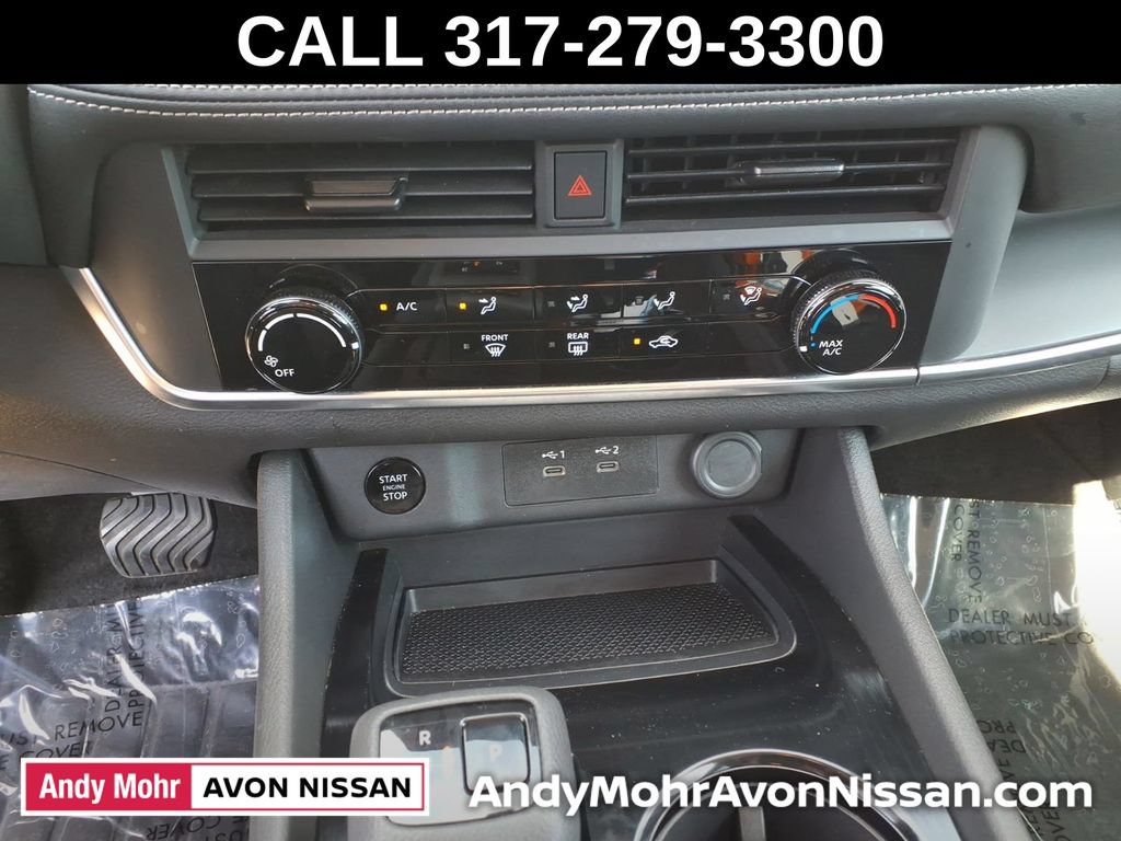Used 2024 Nissan Rogue S AWD/4WD image 32