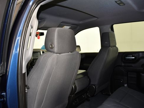 Used 2021 Chevrolet Silverado 1500 Custom Trail Boss AWD/4WD image 51