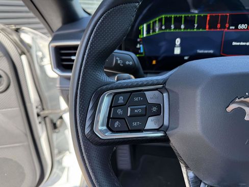 Used 2025 Ford Mustang GT Premium image 25