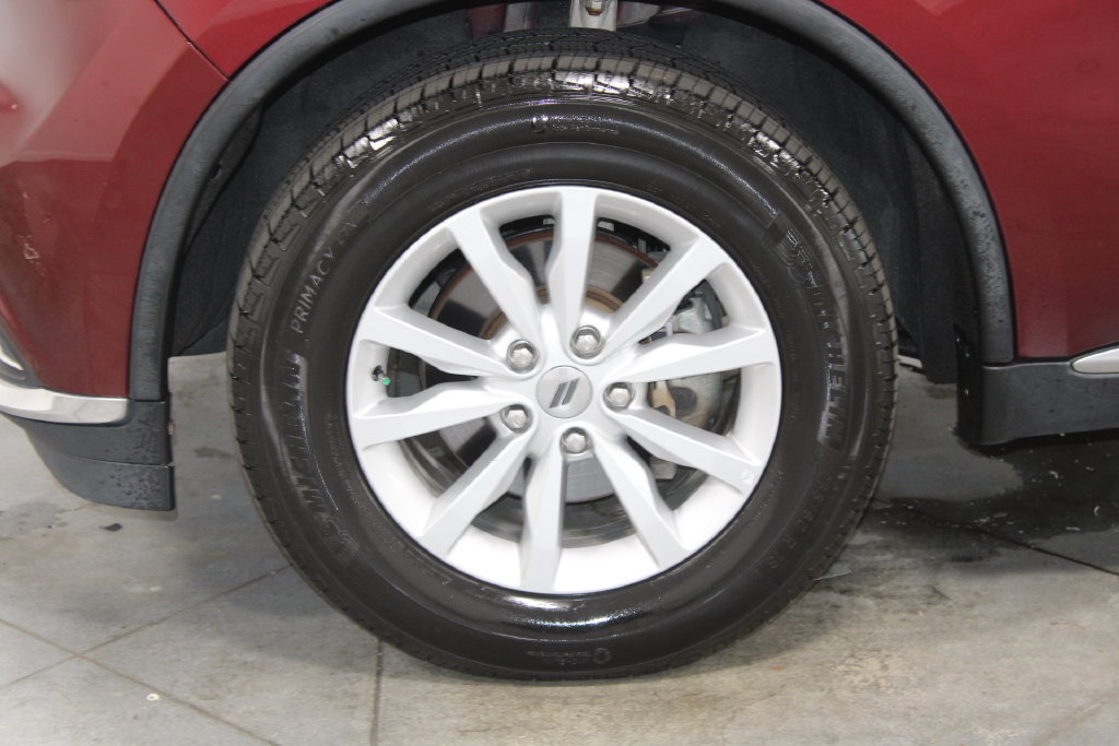 Used 2019 Dodge Durango SXT AWD/4WD image 16