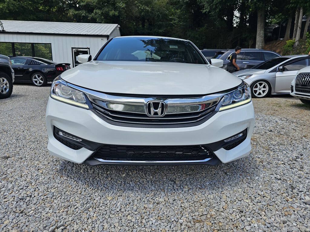 Used 2017 Honda Accord Sport image 5