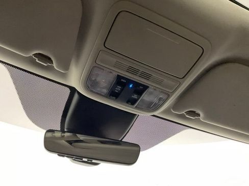 Used 2025 Honda Odyssey EX-L image 32