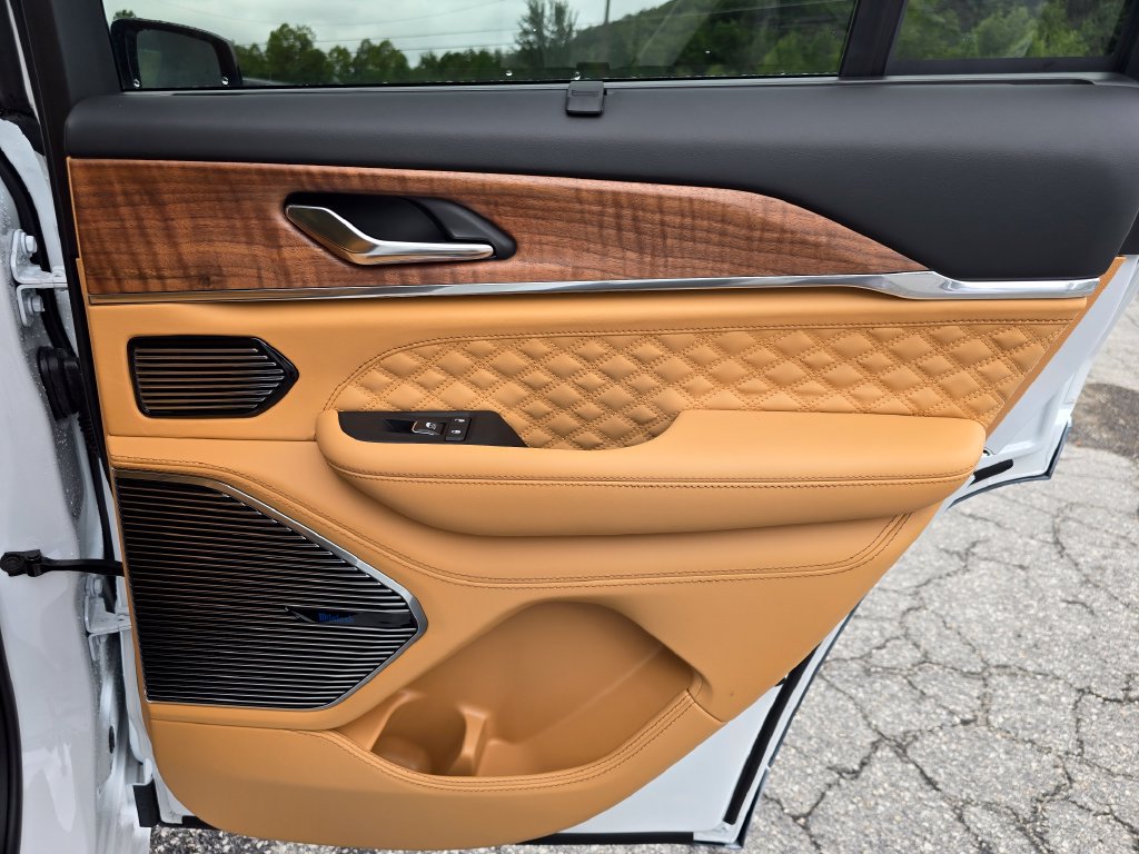 New 2027 Jeep Grand Cherokee Summit AWD/4WD image 38
