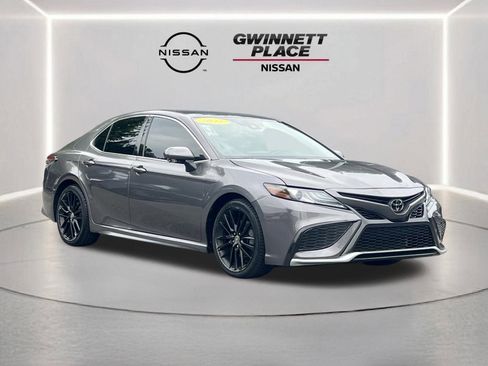 Used 2022 Toyota Camry XSE FWD image 26