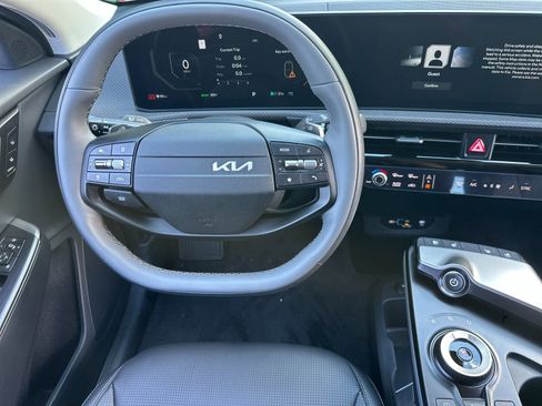 New 2025 Kia EV6 Wind image 14