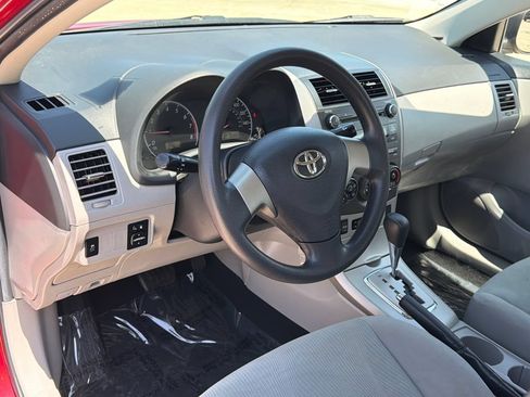Used 2011 Toyota Corolla LE FWD image 15