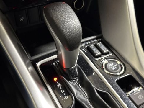 Used 2023 Mitsubishi Eclipse Cross SEL AWD/4WD image 18