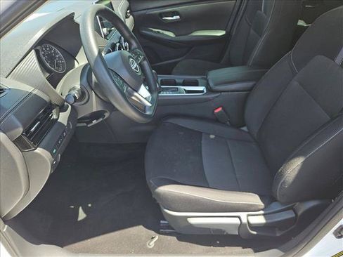 Used 2025 Nissan Sentra SV w/ Trunk Package FWD image 10