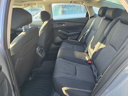 Certified 2025 Honda Accord SE image 9