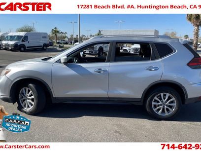 Used 2017 Nissan Rogue SV