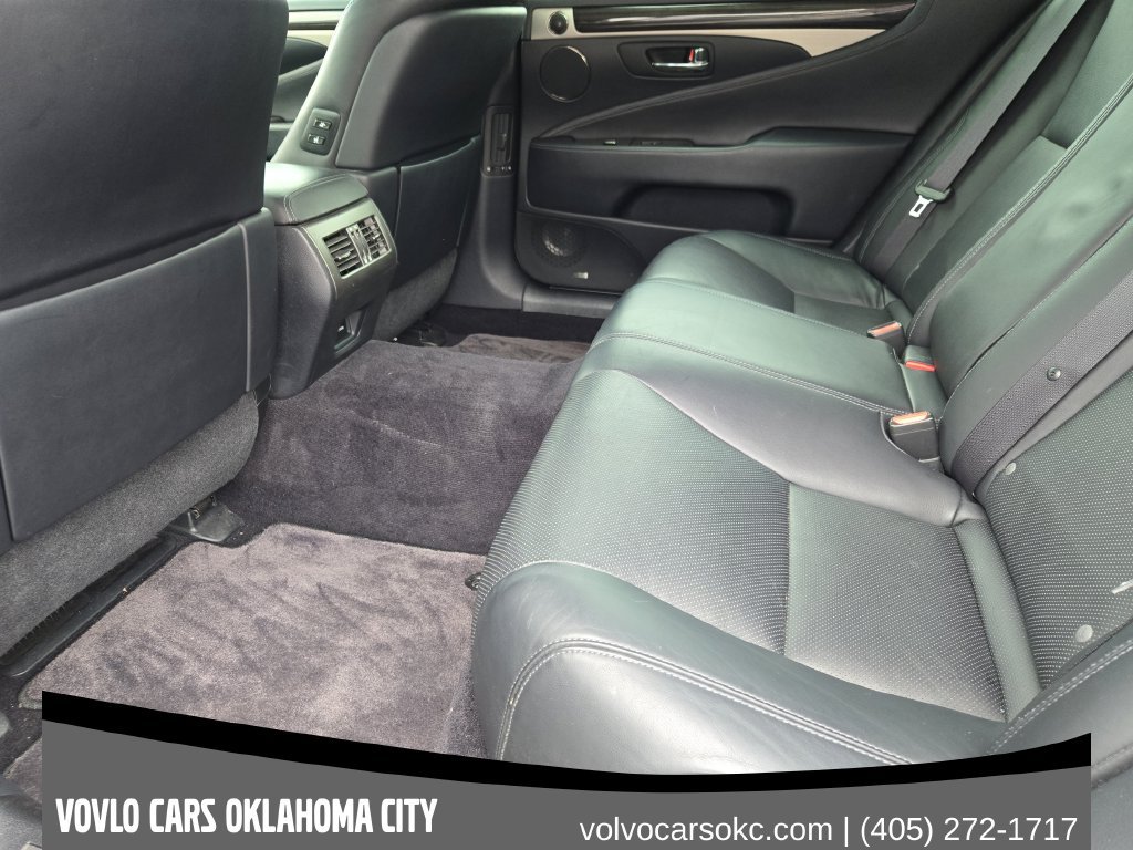 Used 2013 Lexus LS 460 L w/ Preferred Accessory Package AWD/4WD image 32