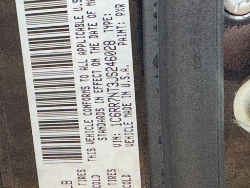 Used 2018 RAM 1500 Laramie w/ Convenience Group image 26