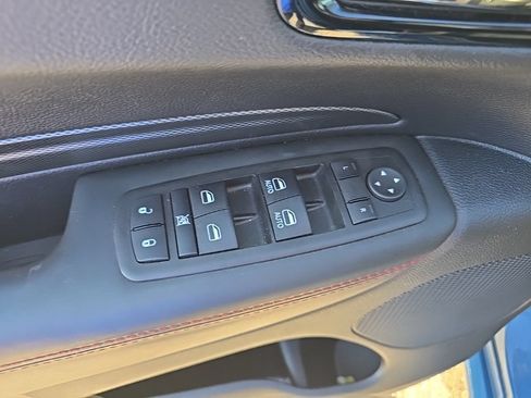Used 2025 Dodge Durango R/T AWD/4WD image 9