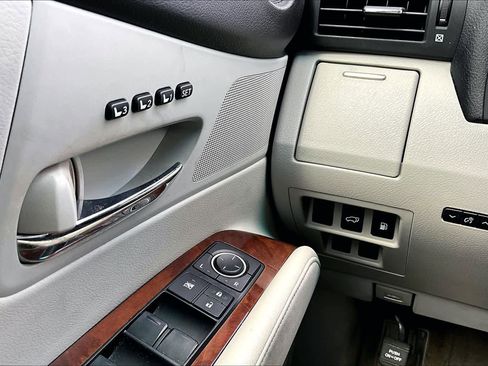 Used 2010 Lexus RX 350 2WD image 32