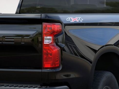 New 2026 Chevrolet Silverado 1500 W/T AWD/4WD image 11