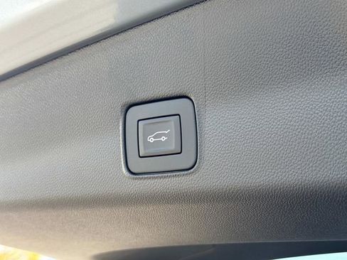 New 2026 Chevrolet TrailBlazer RS w/ Convenience Package FWD image 14