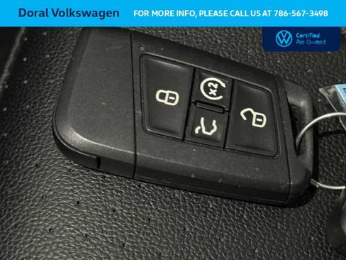 Certified 2024 Volkswagen Tiguan SE w/ Panoramic Sunroof Package FWD image 28