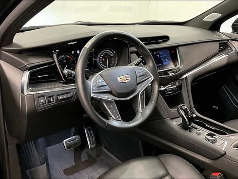 Used 2024 Cadillac XT5 Sportv w/ Technology Package AWD/4WD image 16