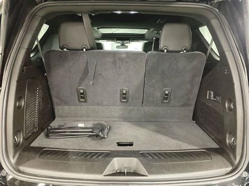 Used 2021 Chevrolet Tahoe LT w/ LT Signature Package image 26