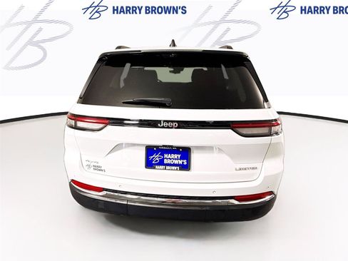Used 2023 Jeep Grand Cherokee Limited w/ Luxury Tech Group II AWD/4WD image 31
