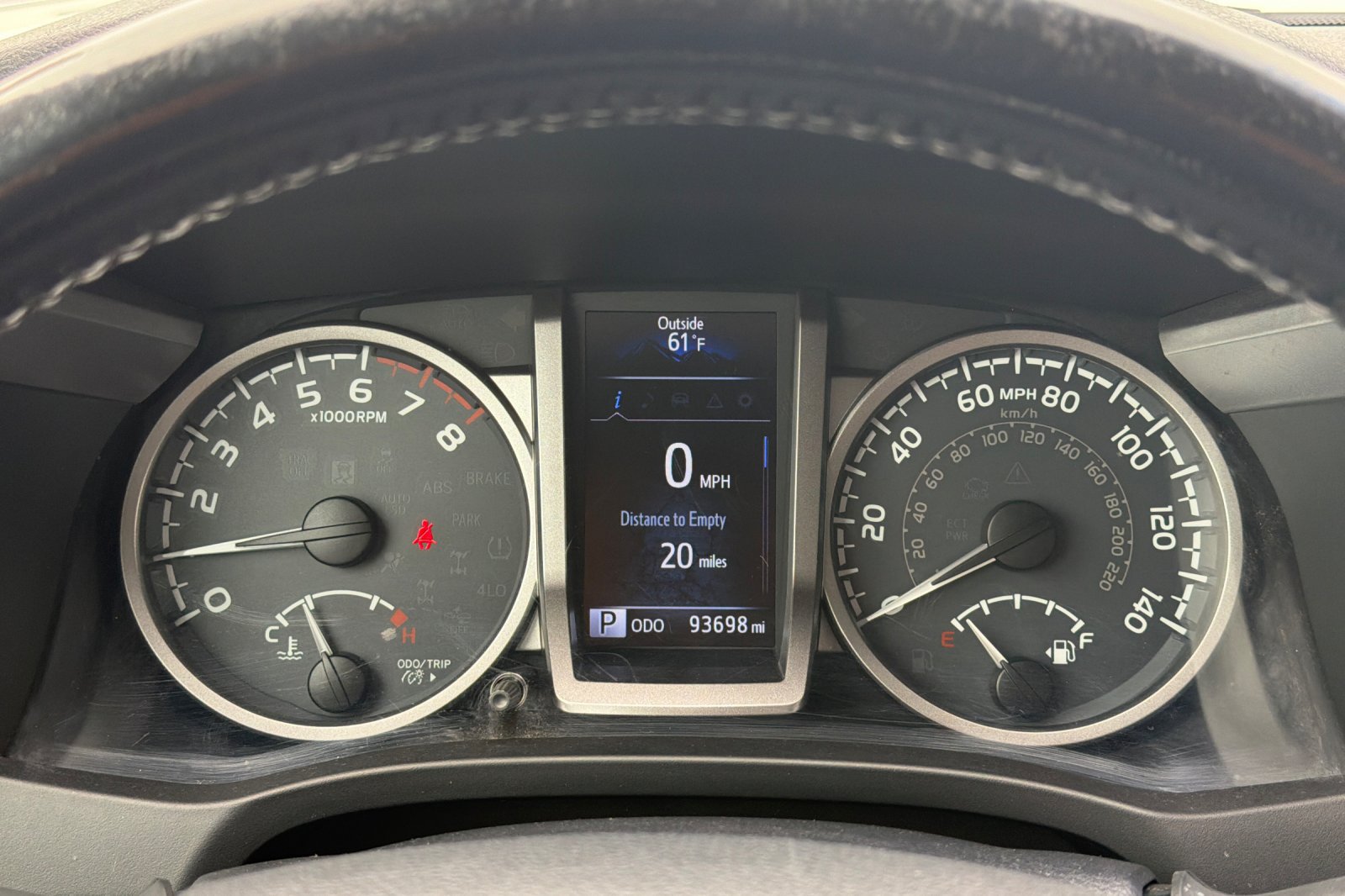 Used 2018 Toyota Tacoma SR5 RWD image 30